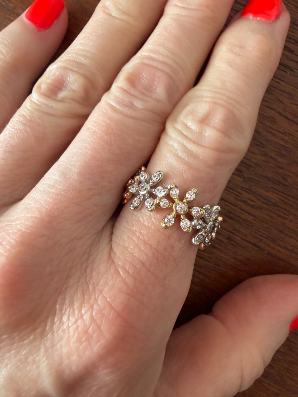 NIB Radiance by Absolute Tricolor Flower Eternity Ring - 7